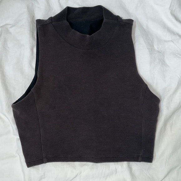 Alo yoga crop top - Picture 3 of 5